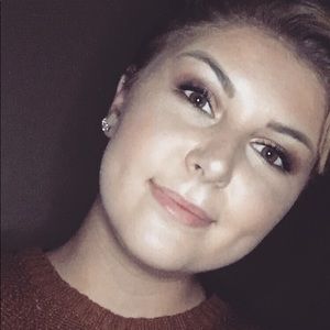 Meet your Posher, Karli